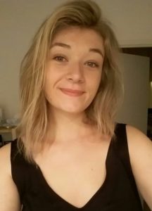 Portrait de Cécile Coste, étudiante qui réalise son mémoire sur la thématique du stress au travail
