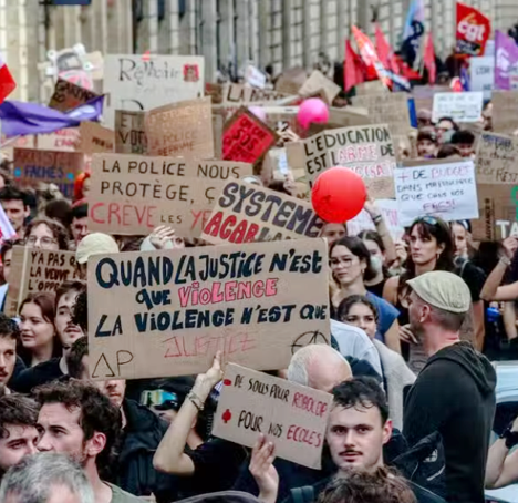 Mais c'est quoi ce mouvement ?